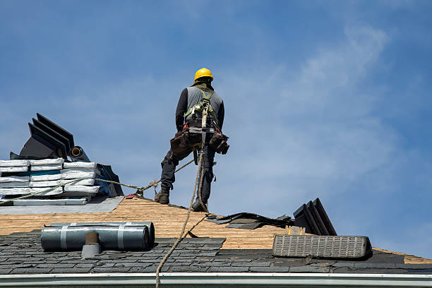 Professional Gutter Installation technician working in Centerville, OH